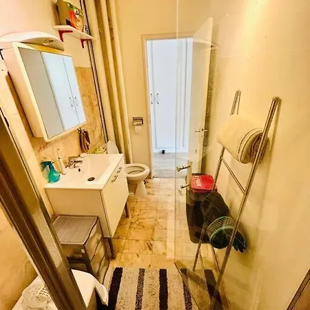 Cosy Avec Balcon Apartment Paris