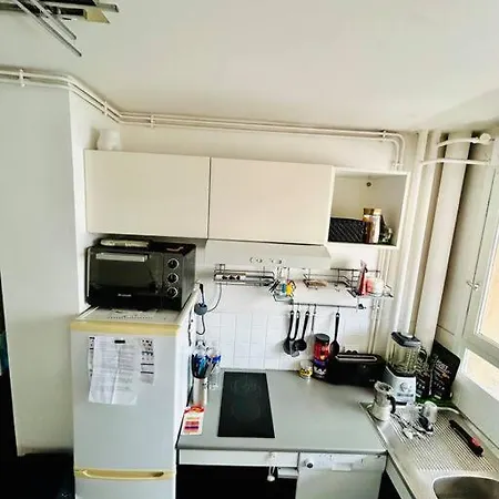 Cosy Avec Balcon Apartamento *